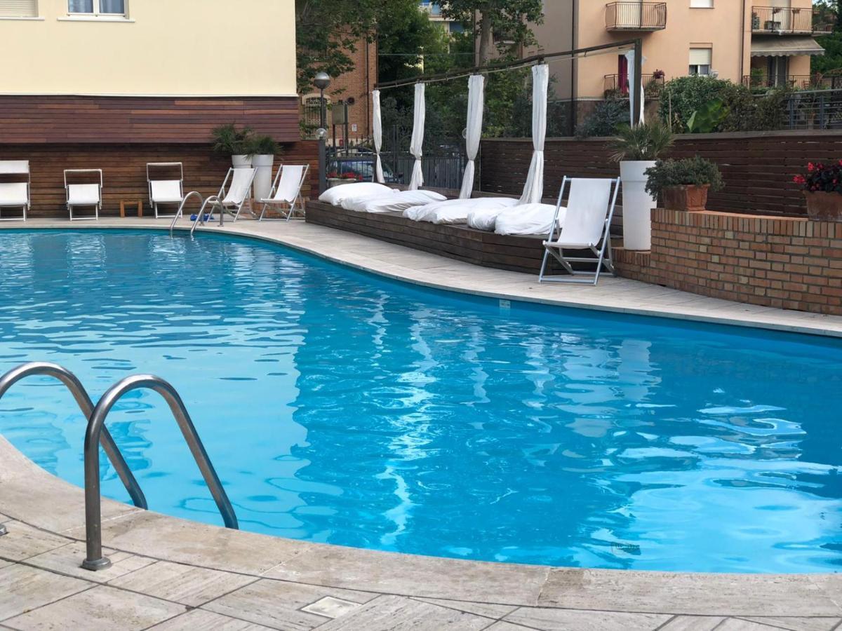 Villa Adriatica Ambienthotels Rimini Exterior foto