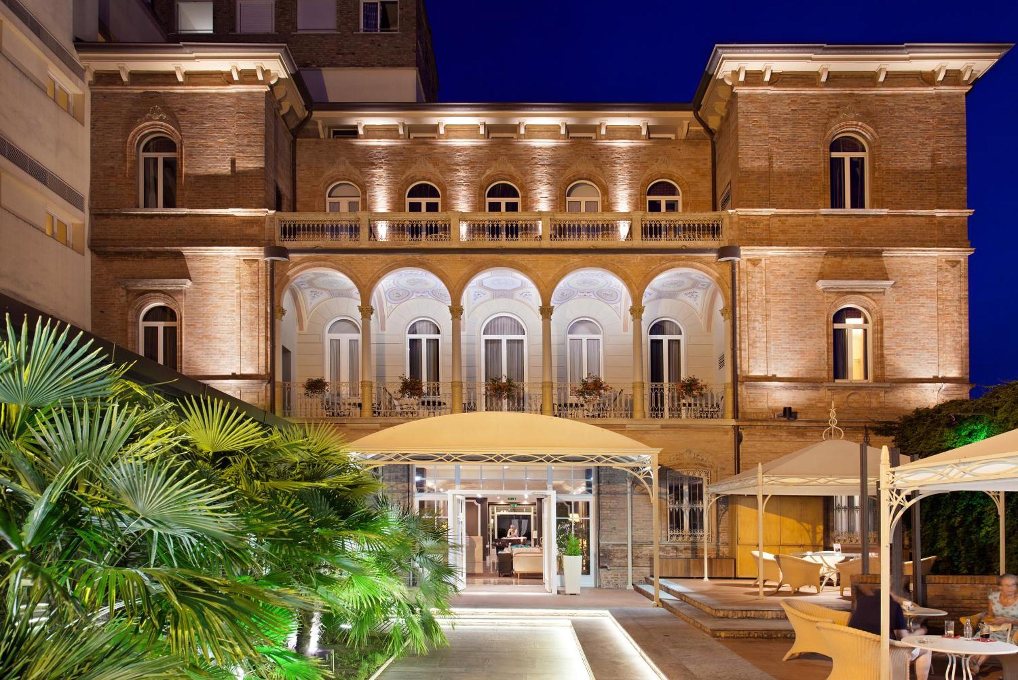 Villa Adriatica Ambienthotels Rimini Exterior foto